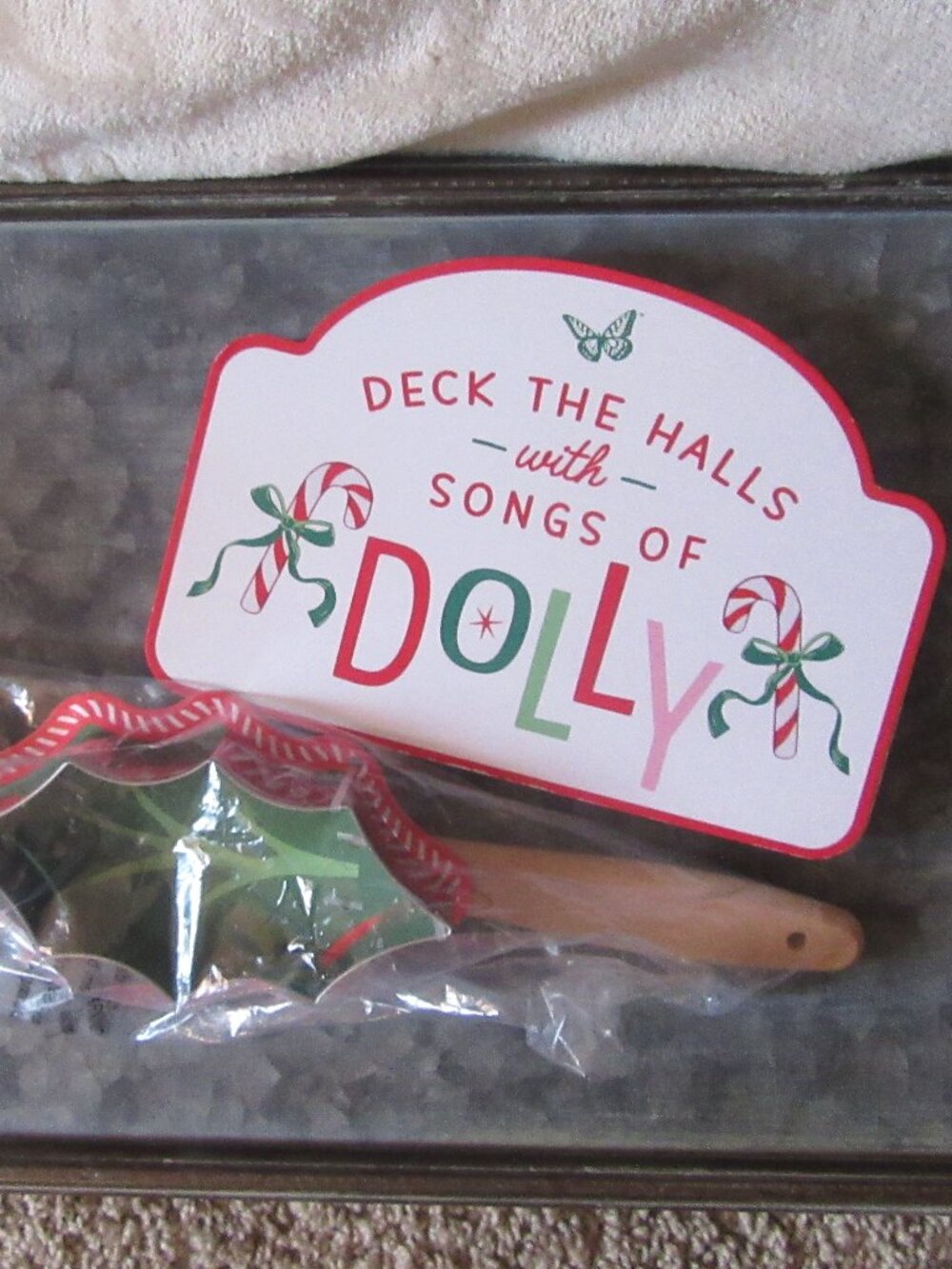 NWT Dolly Holiday Cookie Cutter; Rubber Decorative Bowl Scraper; Wood Plaque